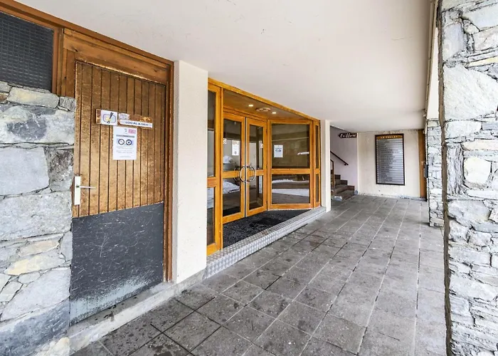 Daire Blanc - Location: Pour 4 Personnes Oriente Sud Ouest Blanc Mae-9050