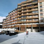Blanc - Location: Pour 4 Personnes Oriente Sud Ouest Blanc Mae-9050 Apartment *