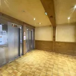 Blanc - Location: Pour 4 Personnes Oriente Sud Ouest Blanc Mae-9050