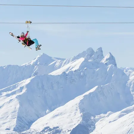 Blanc - Location: Pour 4 Personnes Oriente Sud Ouest Blanc Mae-9050 דירה ואל טורנס