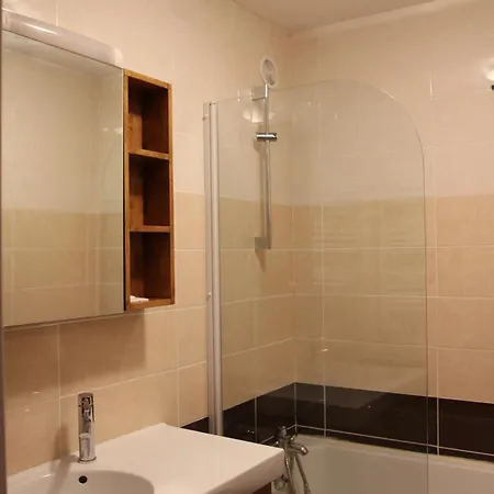 アパート Blanc - Location: Pour 4 Personnes Oriente Sud Ouest Blanc Mae-9050