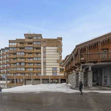 Blanc - Location: Pour 4 Personnes Oriente Sud Ouest Blanc Mae-9050 *
