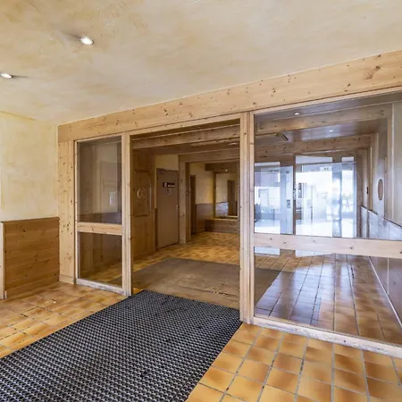Blanc - Location: Pour 4 Personnes Oriente Sud Ouest Blanc Mae-9050 ヴァル・トランス